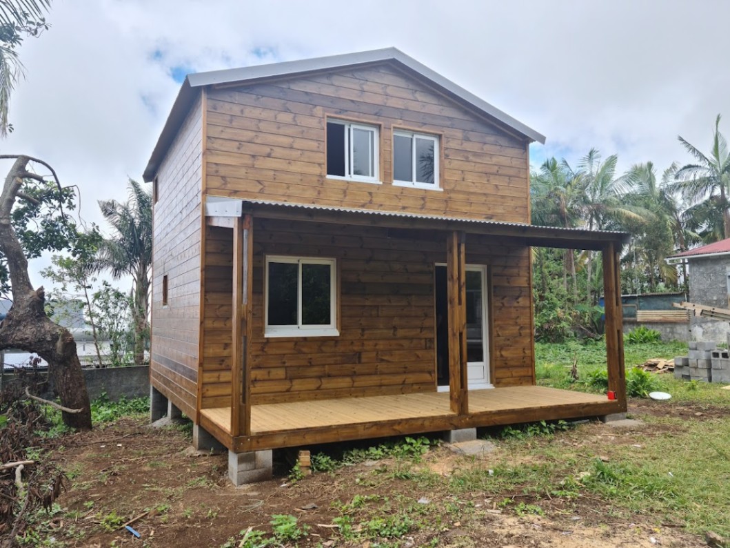 Refuge contemporain de 60m² avec mezzanine